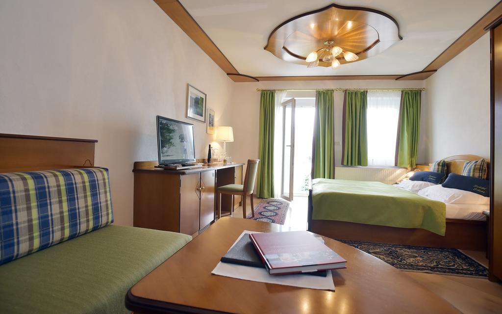 Seehotel Schwan Gmunden Eksteriør bilde